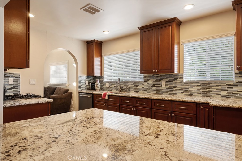 5330 Huntington S Property Photo 14