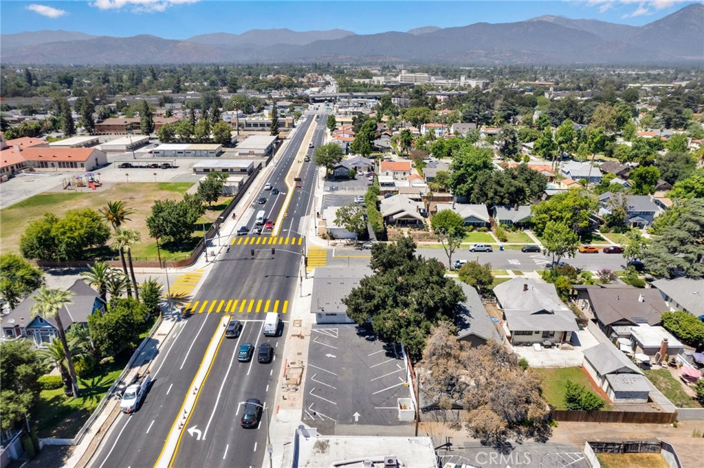 1192 N Garey Property Photo 19