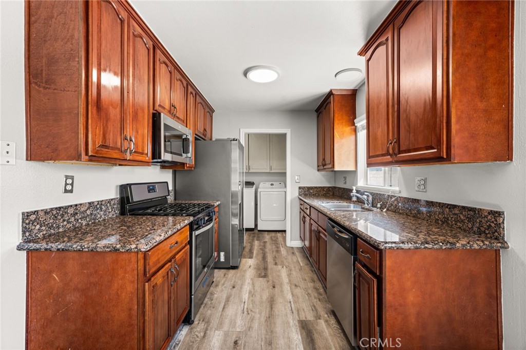 8469 Edwin Property Photo 6