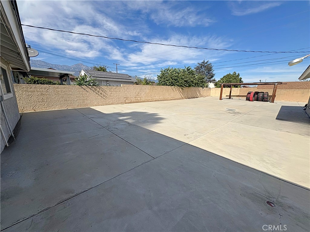 8469 Edwin Property Photo 16