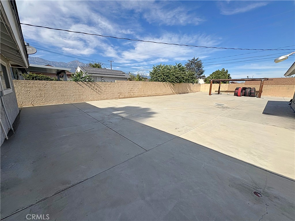 8469 Edwin Property Photo 16