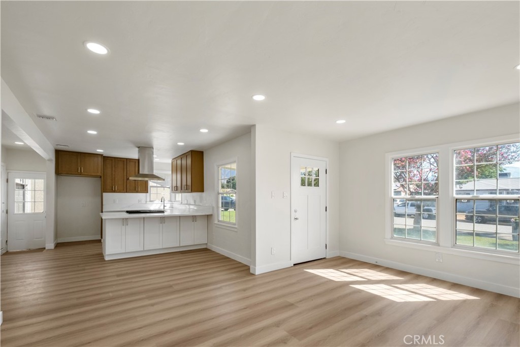 3612 N Pershing Property Photo 8