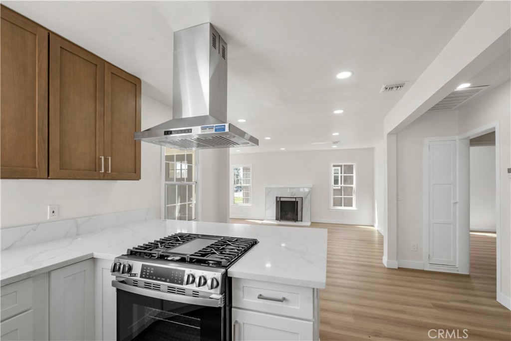 3612 N Pershing Property Photo 11