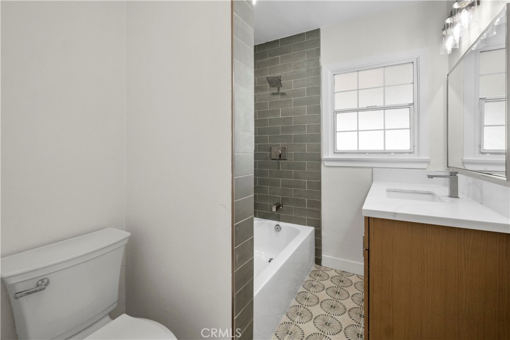 3612 N Pershing Property Photo 16