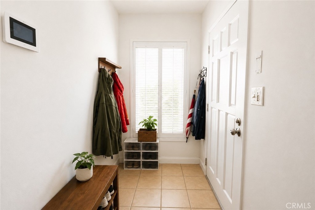 3646 Genevieve Property Photo 7