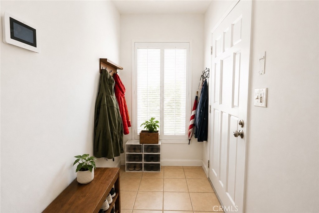 3646 Genevieve Property Photo 7
