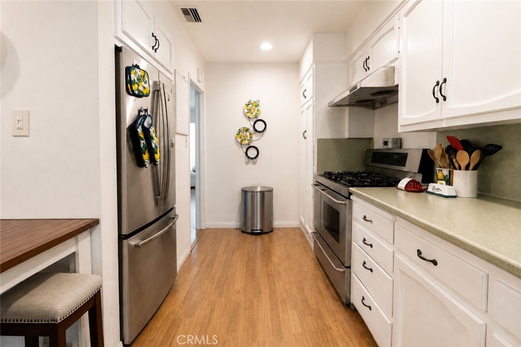 3646 Genevieve Property Photo 10