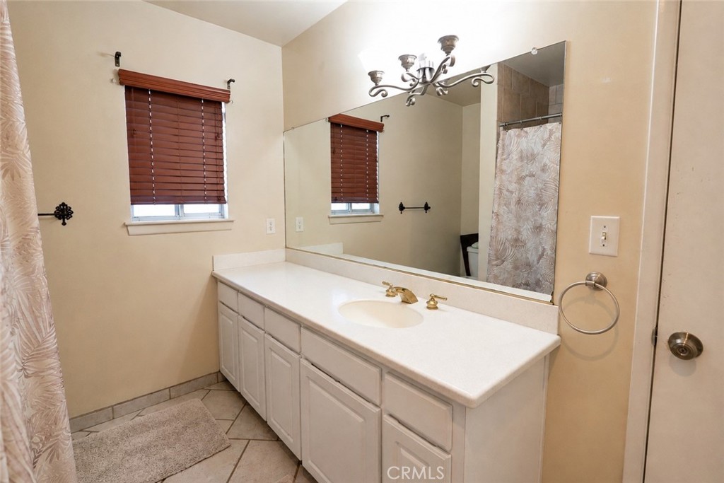 3646 Genevieve Property Photo 20