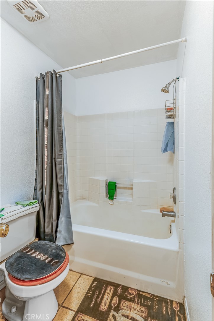 9009 Piedra Avenue Property Photo 15