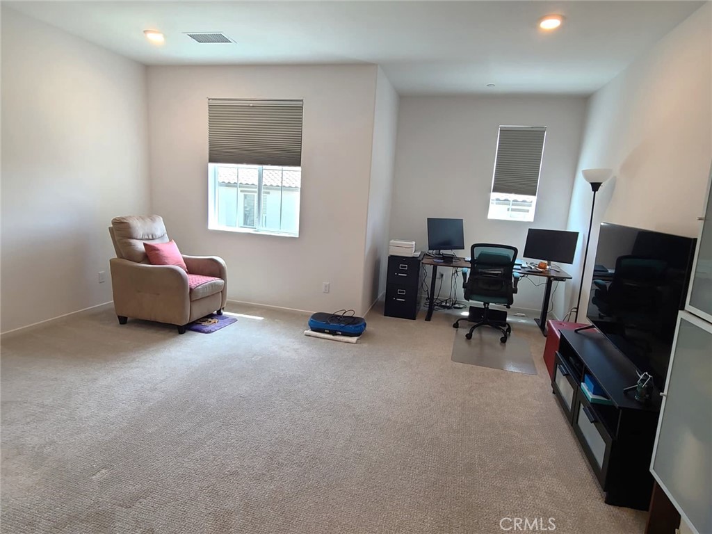 5584 Kateway 9 Property Photo 6