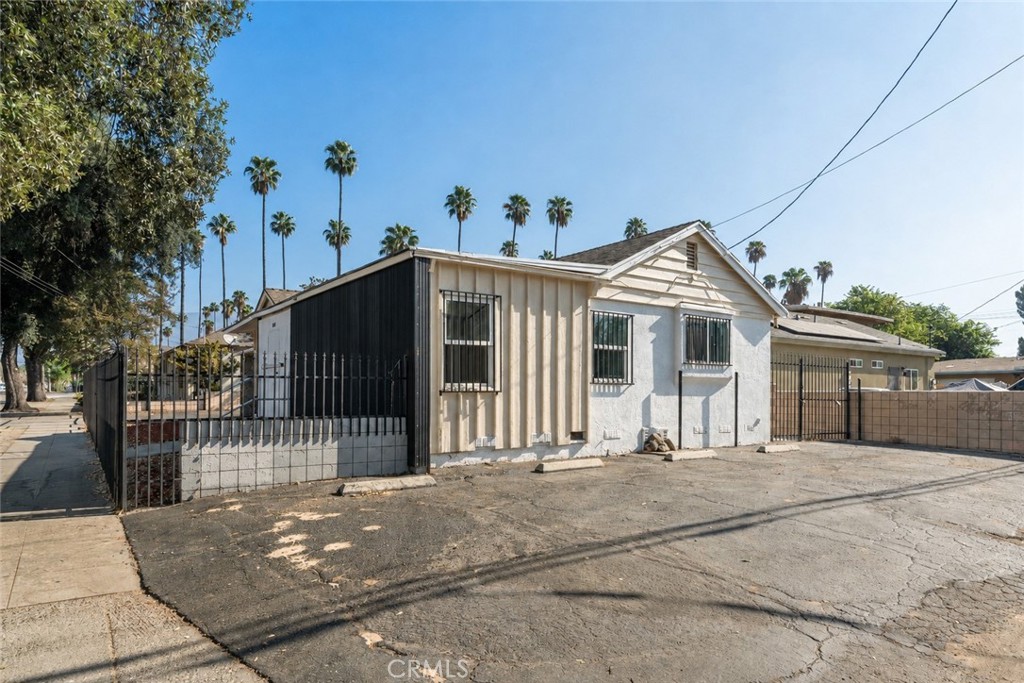 1673 N D Property Photo 2
