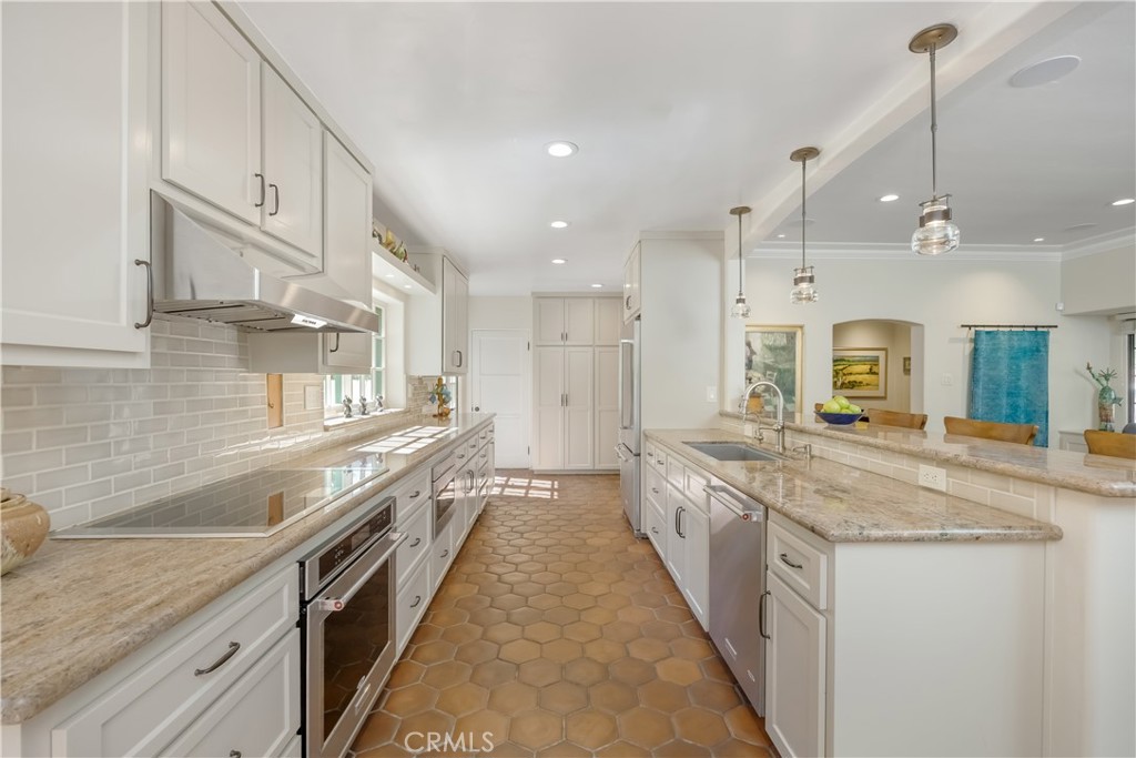 1190 Berkeley Avenue Property Photo 14