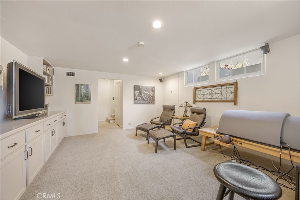 1190 Berkeley Avenue Property Photo 20