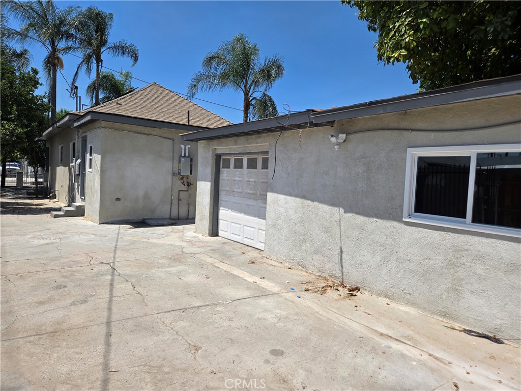 1328 Vine Property Photo 11