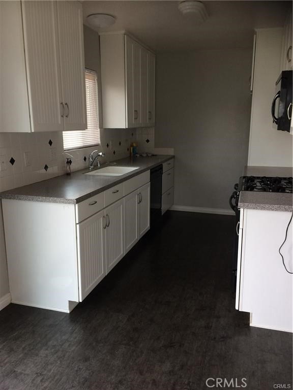 1034 2nd Place Property Photo 2