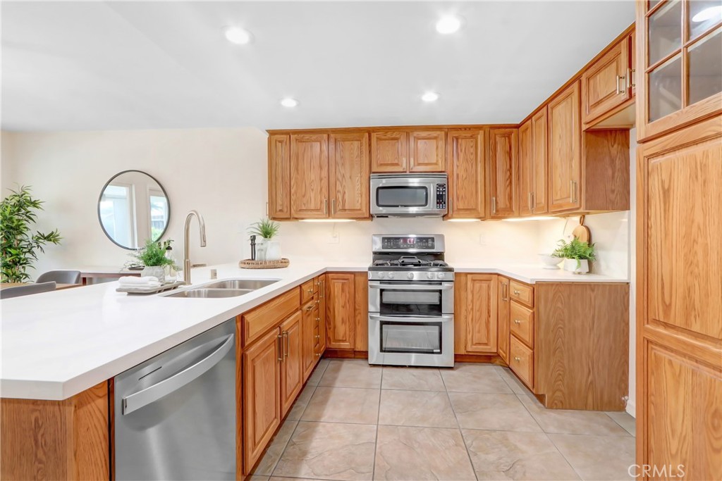9561 Cameron Property Photo 10