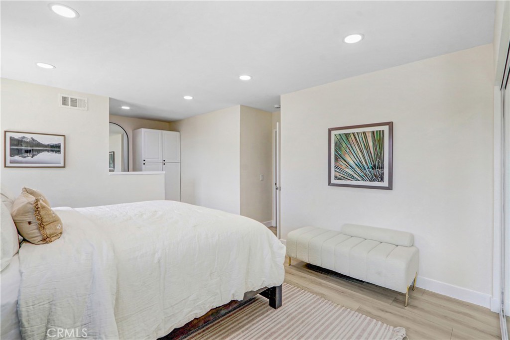 9561 Cameron Property Photo 15