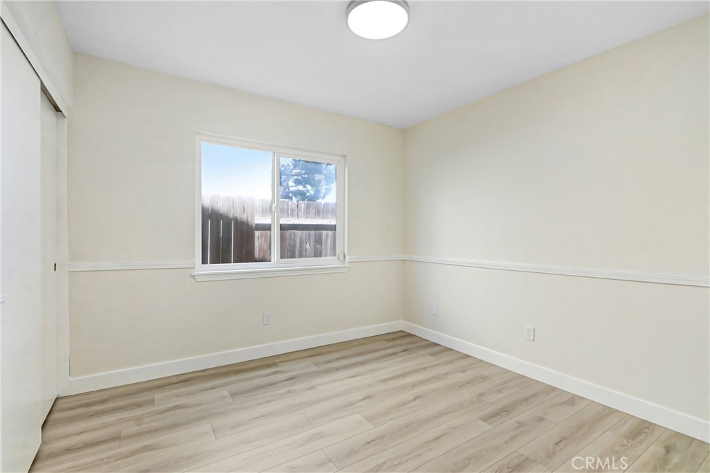 9561 Cameron Property Photo 17
