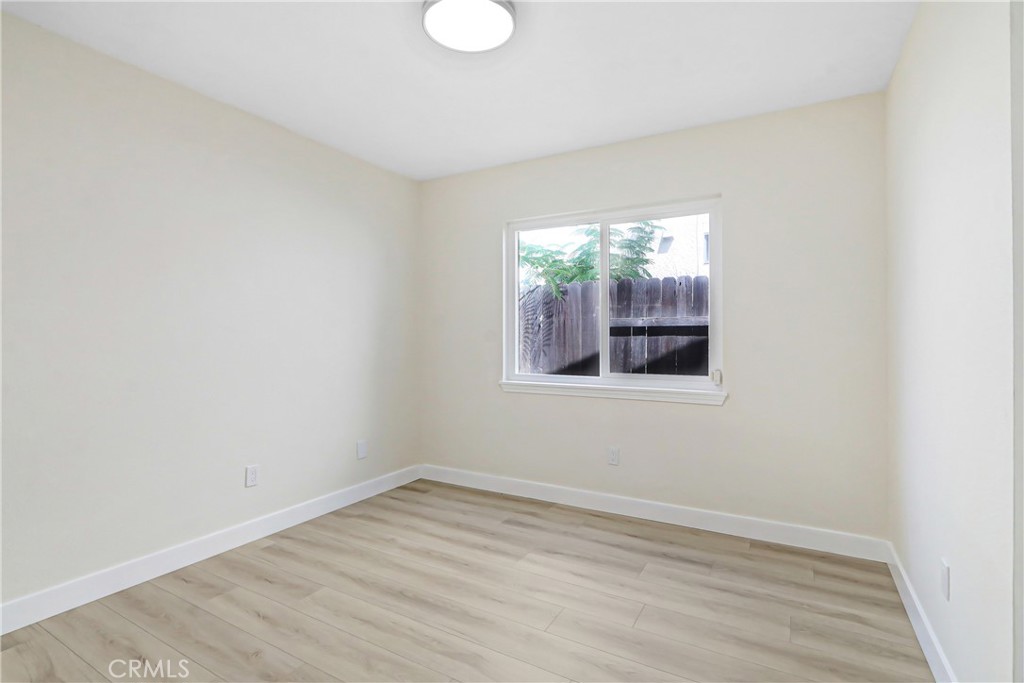 9561 Cameron Property Photo 18