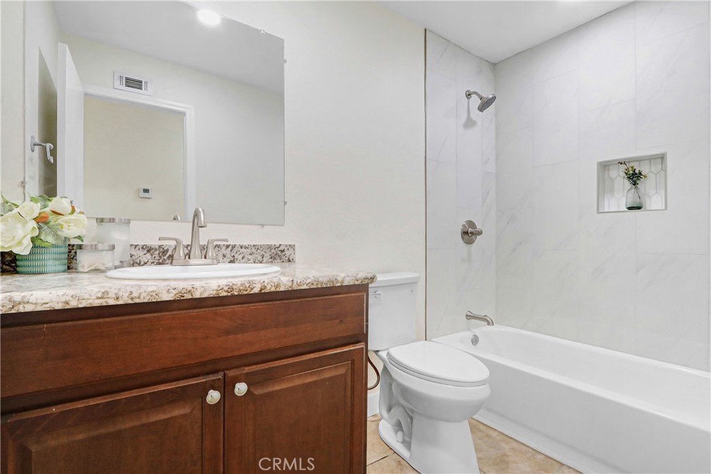 9561 Cameron Property Photo 20