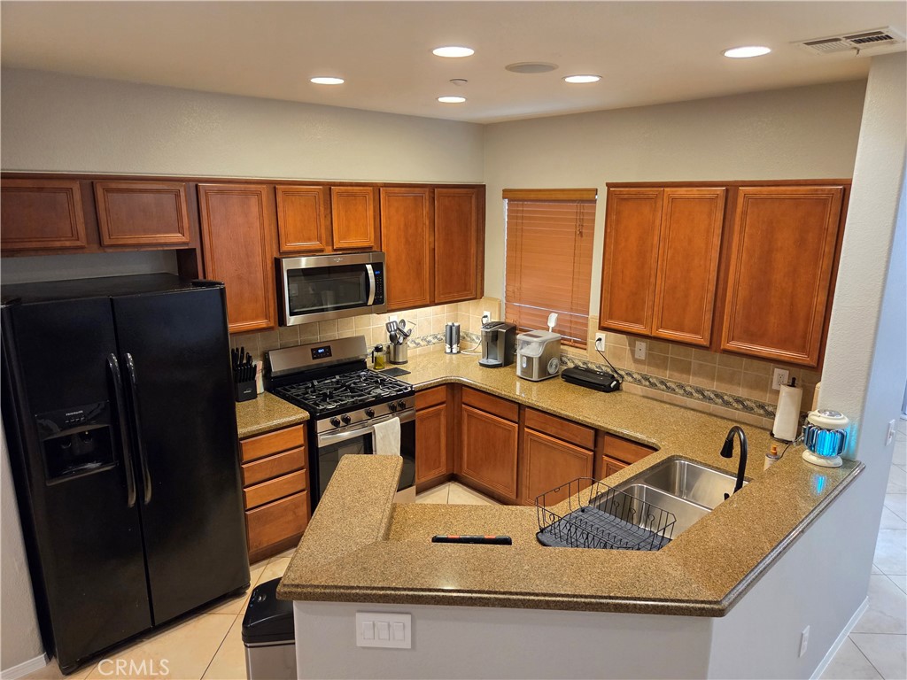 8692 9th 3 Property Photo 10