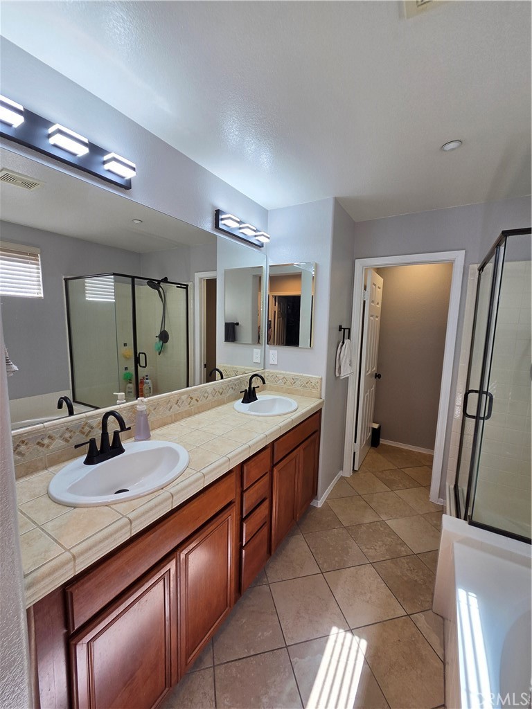 8692 9th 3 Property Photo 16