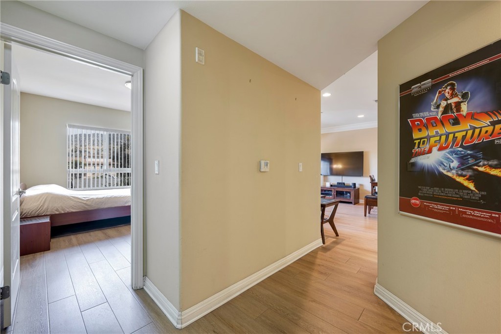 1515 Grismer 202 Property Photo 19