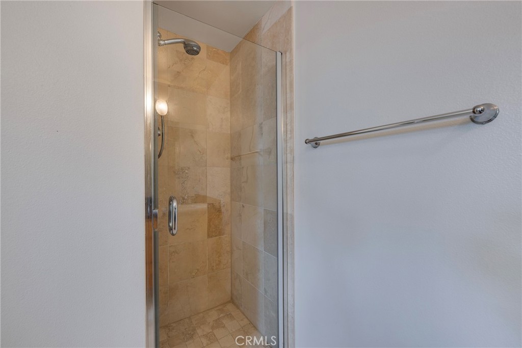 1515 Grismer 202 Property Photo 29
