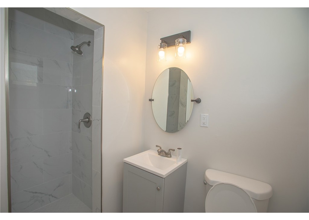 496 W 48th Property Photo 8