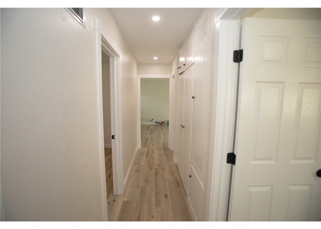 496 W 48th Property Photo 17