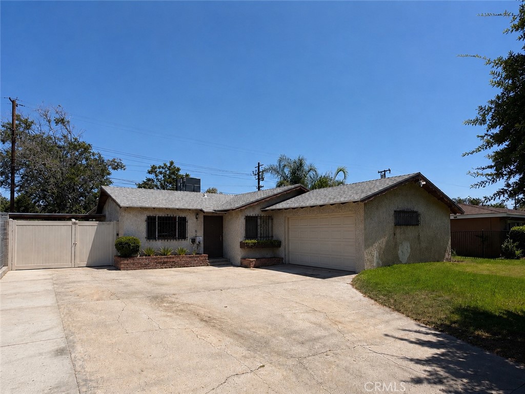 1575 Arizona Property Photo