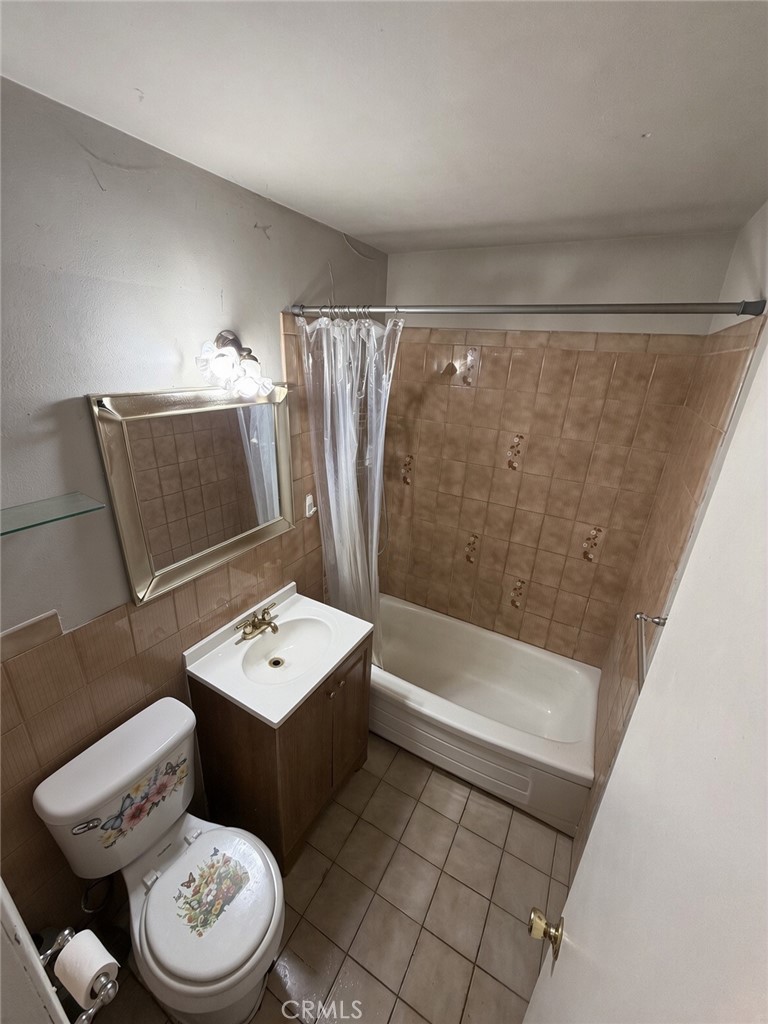 1575 Arizona Property Photo 5