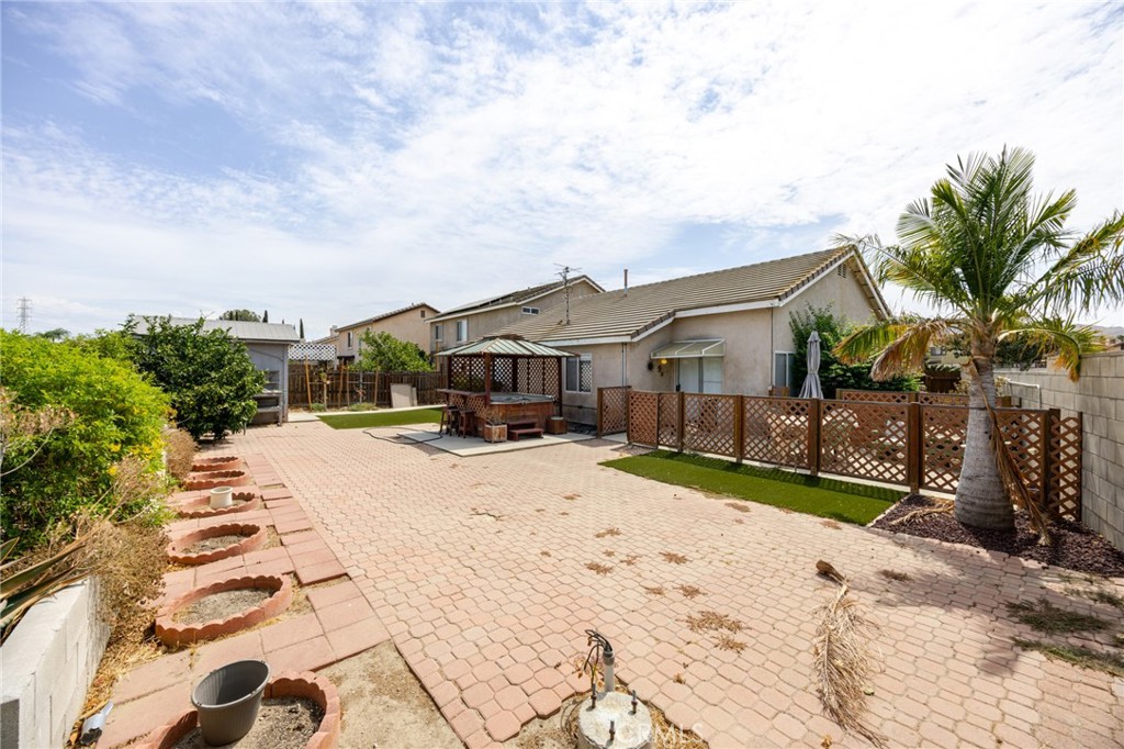 15332 Bolero Property Photo 6