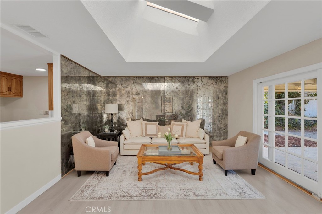 1534 Wallace Street Property Photo 18