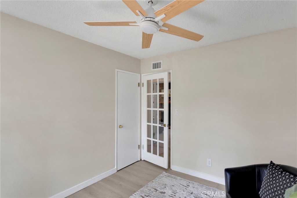 1534 Wallace Street Property Photo 25