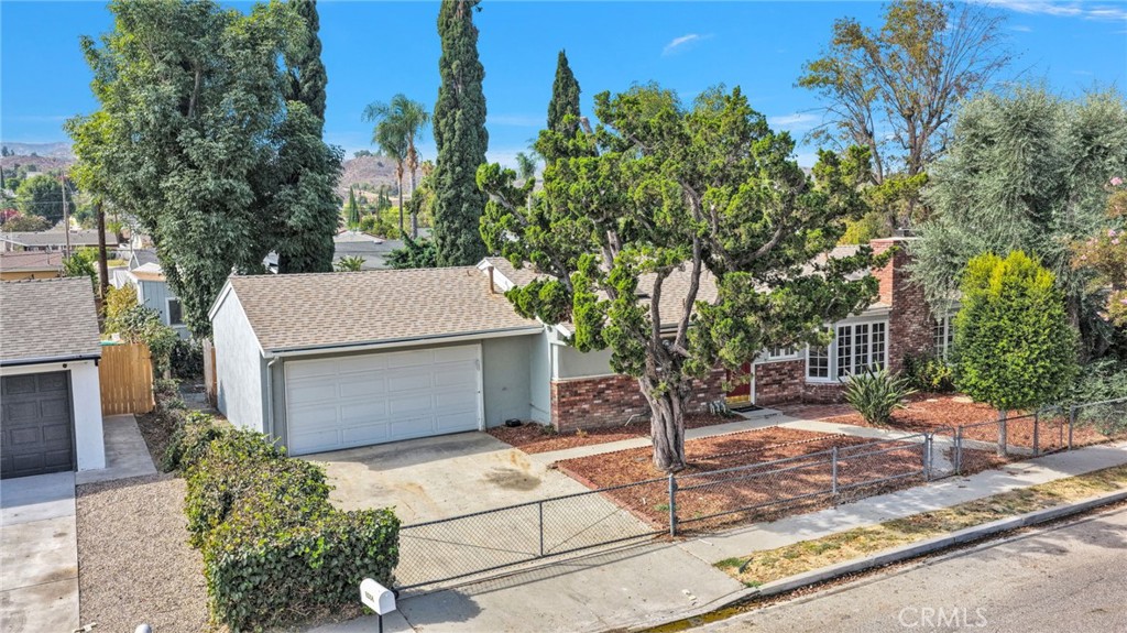 1534 Wallace Street Property Photo 55