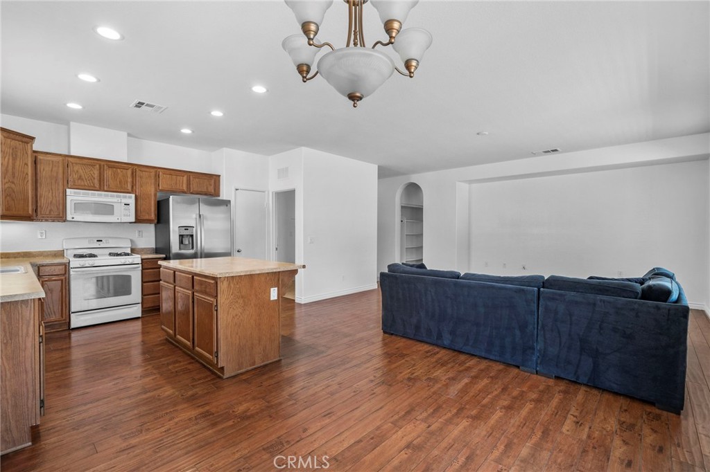 15586 Pilot Rock Property Photo 9