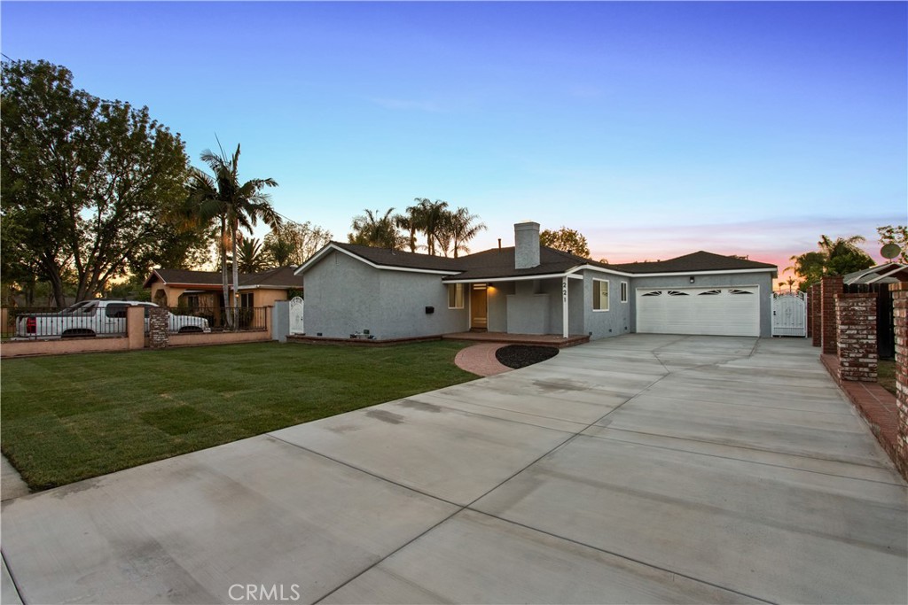 221 N Sunkist Property Photo