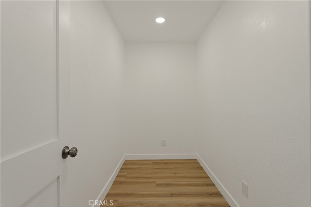 221 N Sunkist Property Photo 13