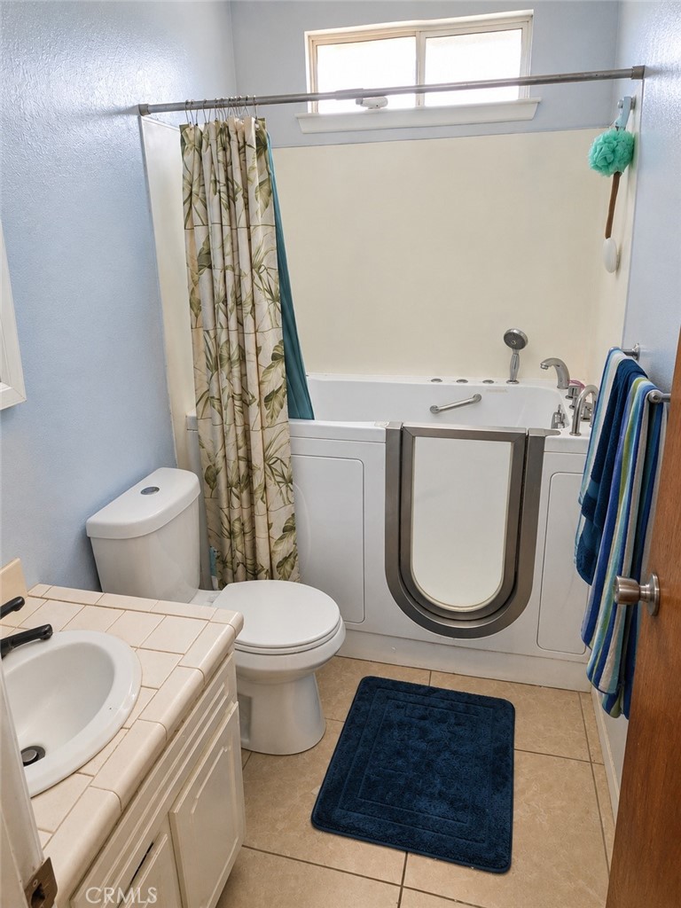 5620 Cahuilla Property Photo 3