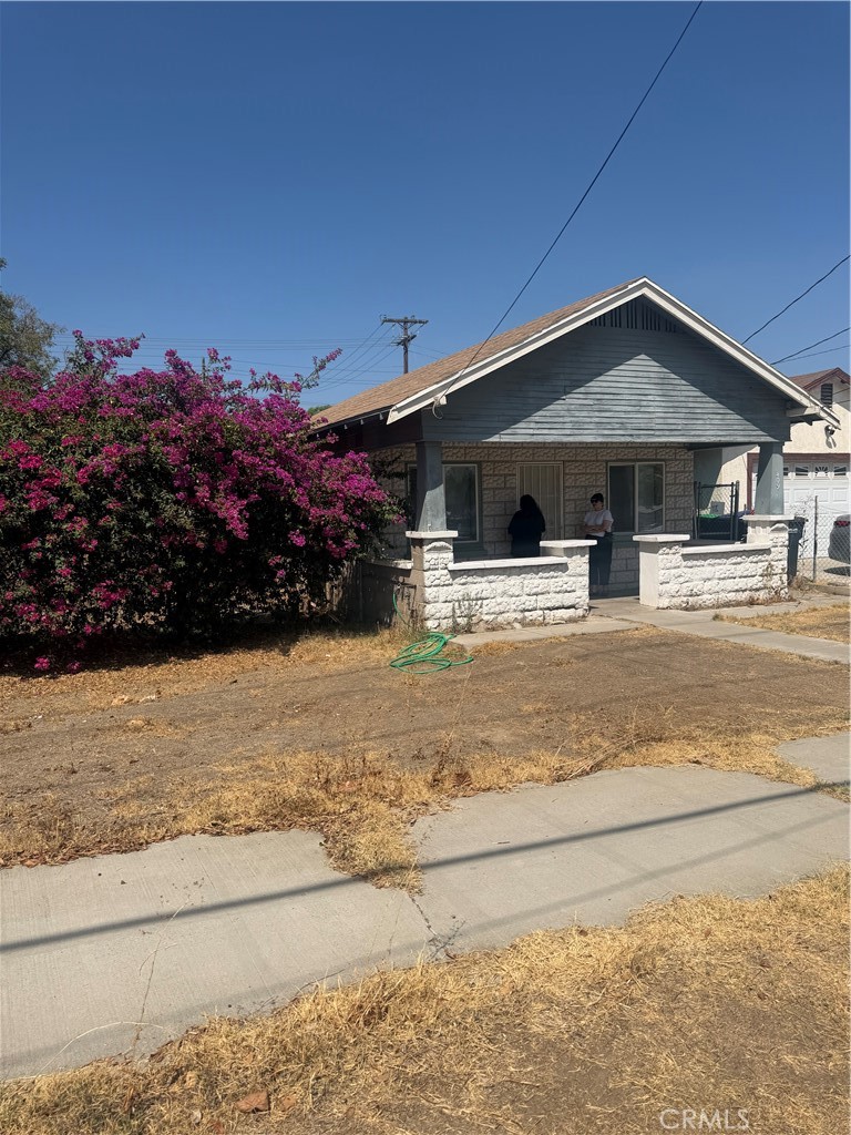 409 W L Property Photo 1