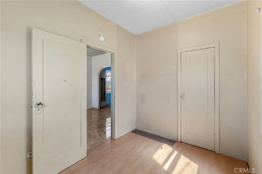 409 W L Property Photo 9