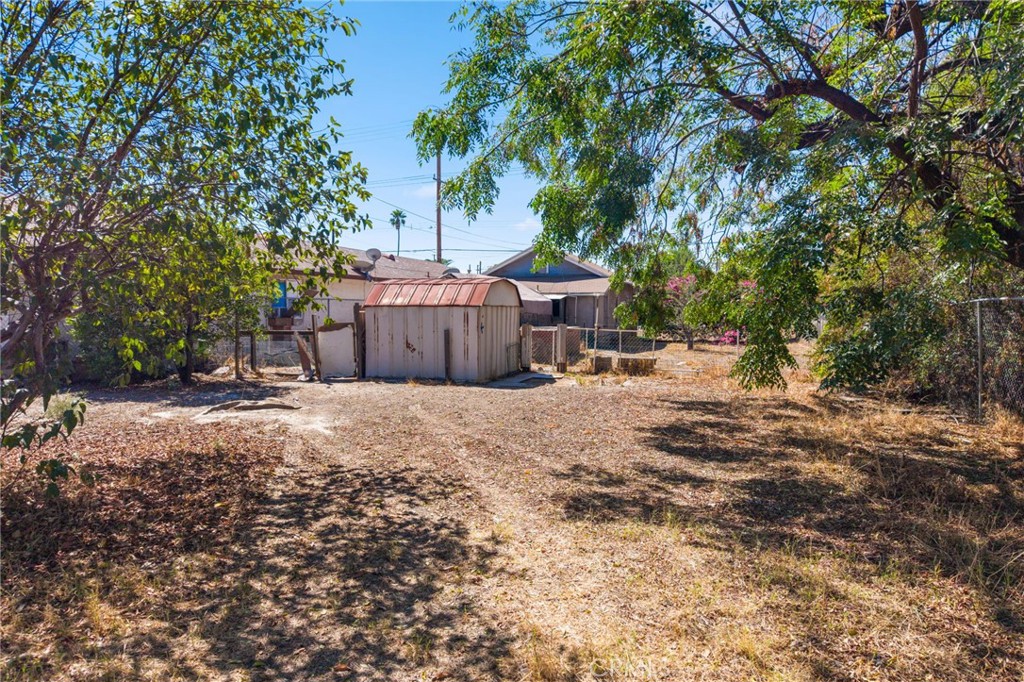 409 W L Property Photo 23