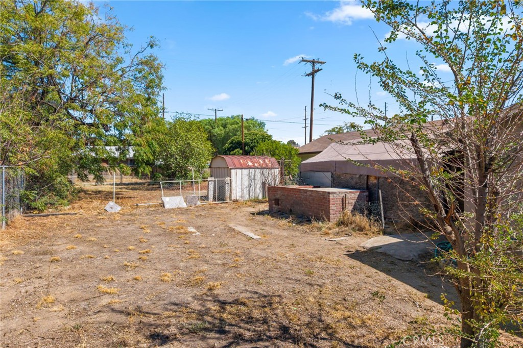 409 W L Property Photo 24