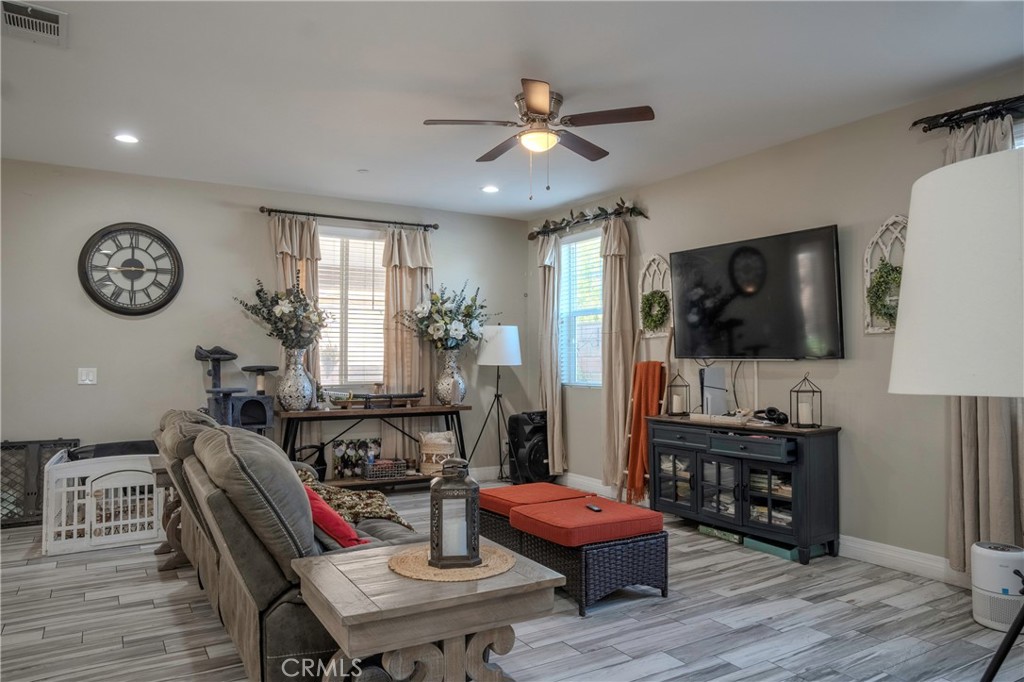 624 Margarita Property Photo 3