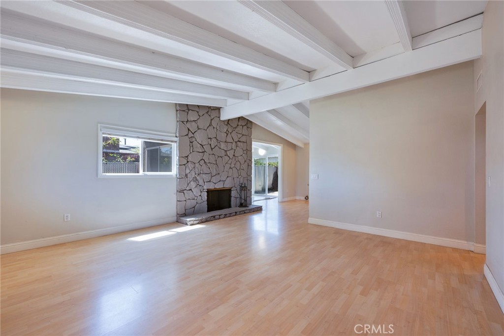 19079 E Linfield Property Photo 5