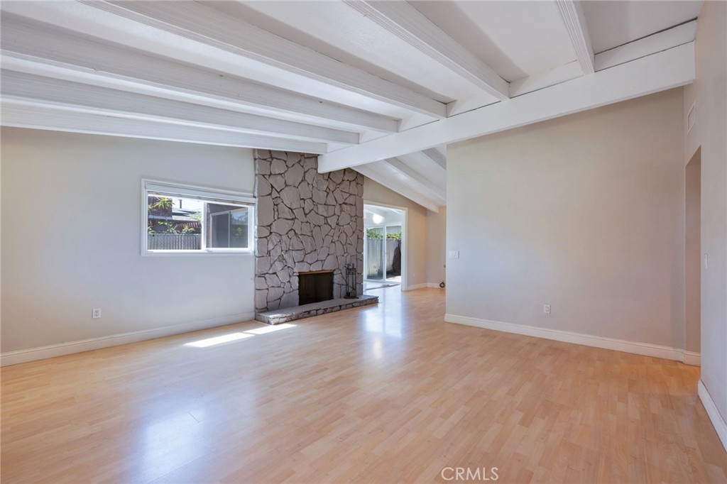 19079 E Linfield Property Photo 5