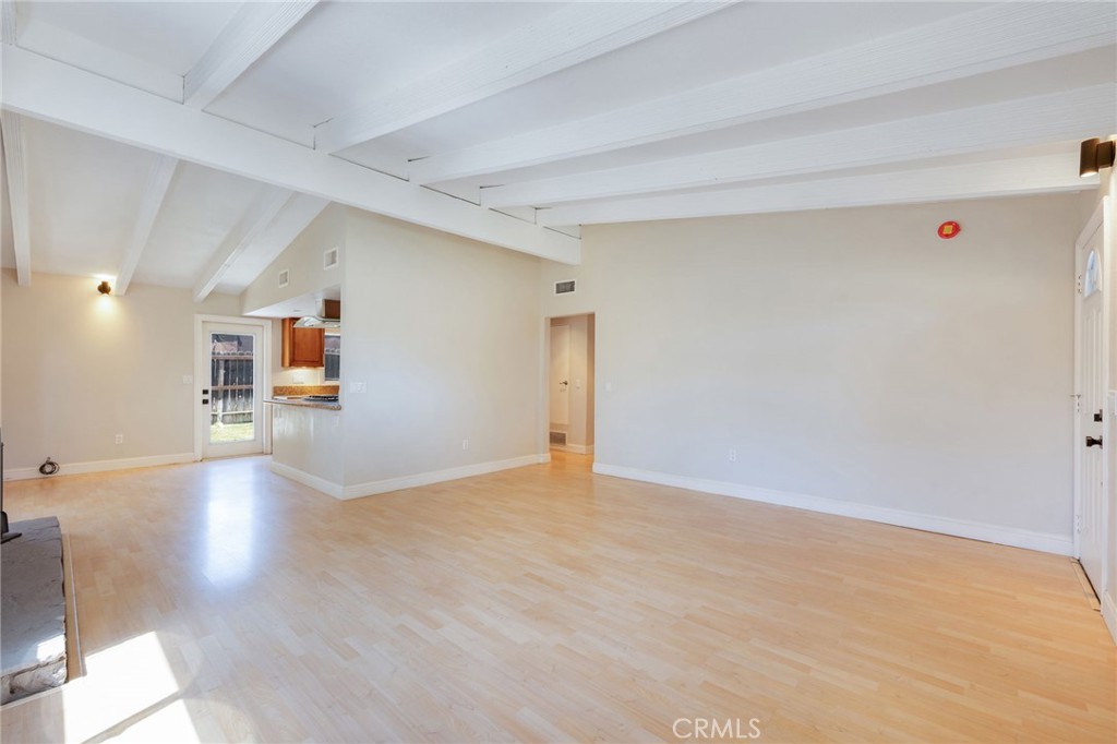 19079 E Linfield Property Photo 6