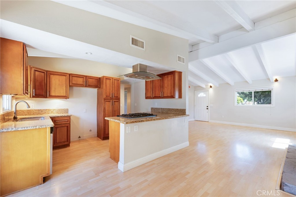 19079 E Linfield Property Photo 10