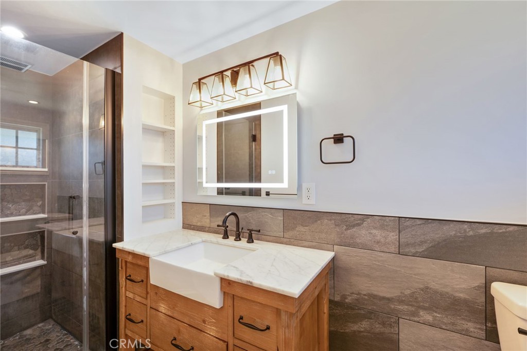 19079 E Linfield Property Photo 22